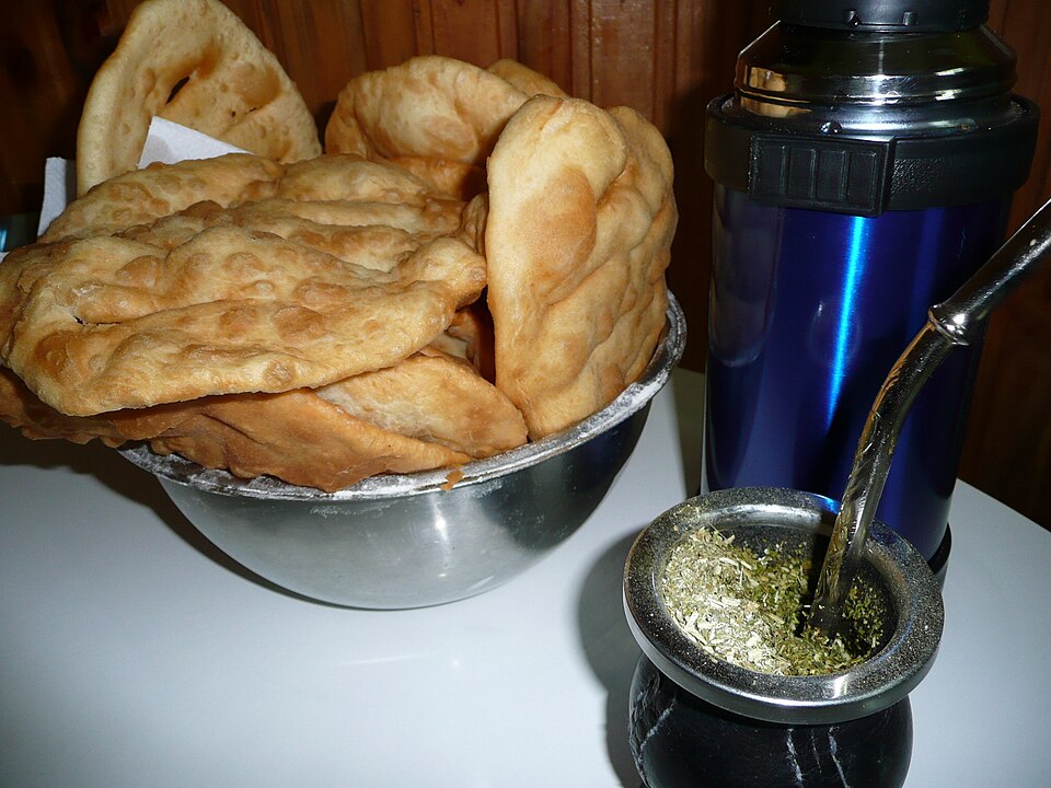 Mate y torta frita